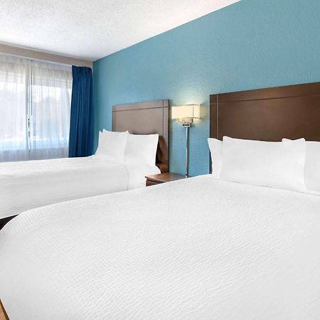 Days Inn By Wyndham Wrightstown Mcguire Afb Bordentown Kültér fotó