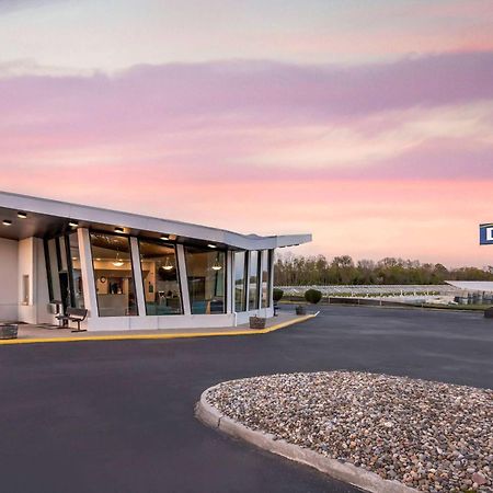 Days Inn By Wyndham Wrightstown Mcguire Afb Bordentown Kültér fotó