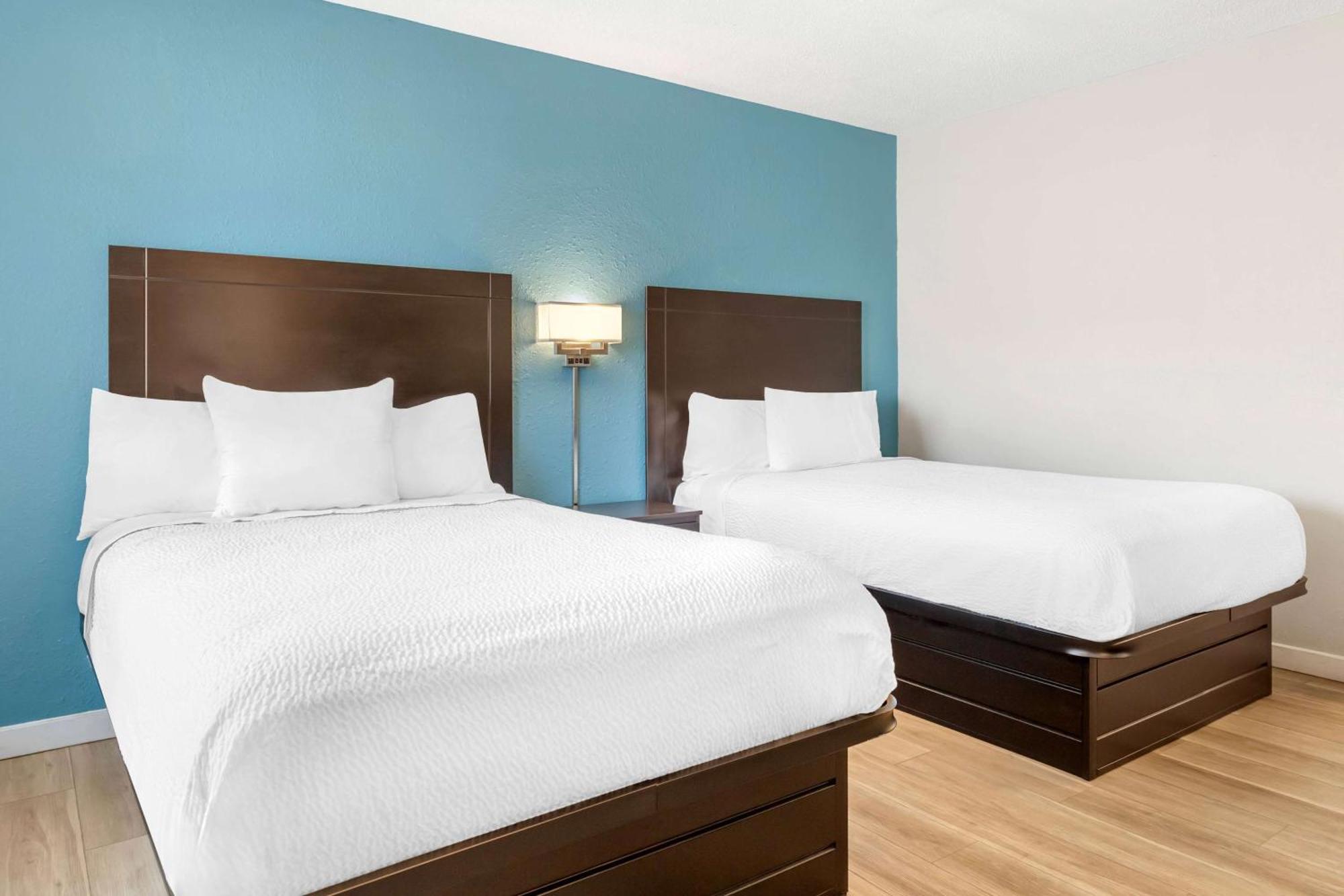 Days Inn By Wyndham Wrightstown Mcguire Afb Bordentown Kültér fotó