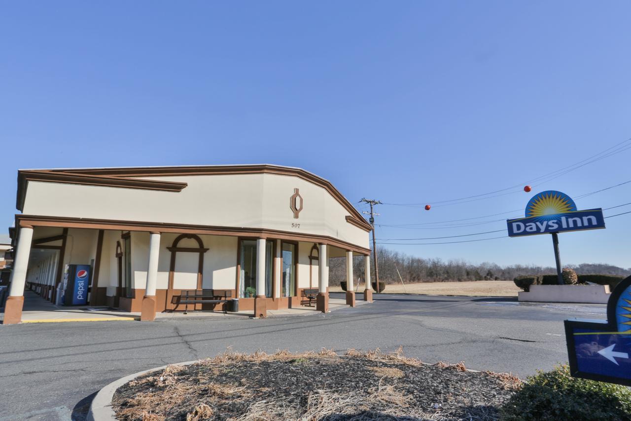 Days Inn By Wyndham Wrightstown Mcguire Afb Bordentown Kültér fotó
